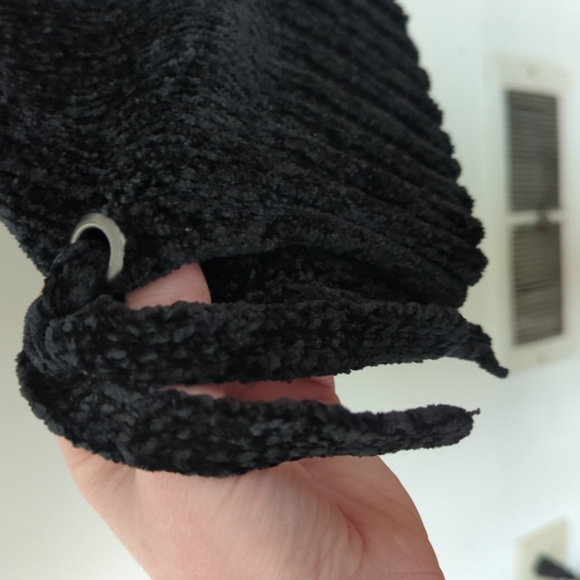 American Eagle Chenille Sweater - Picture 5 of 5